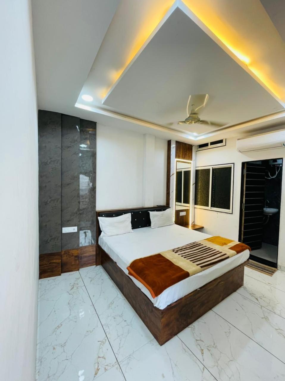 Hotel Shree Shyam Sharnam Godarpura Exteriér fotografie